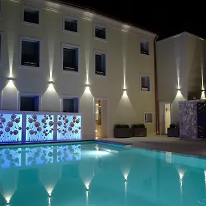 Residenza Ai Capitelli , Soave (Verona) Italy
